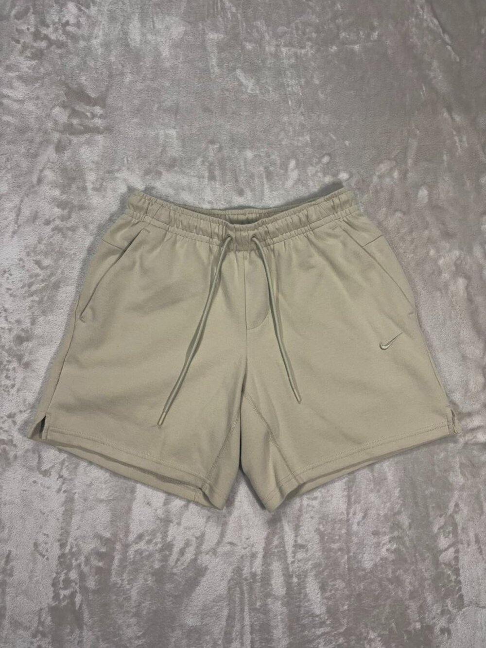 Nike Men's Sweat Shorts Dri-Fit Gym Athletic Cream - Size Small